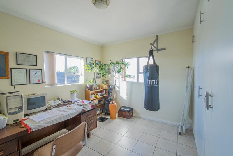 3 Bedroom Property for Sale in Albertinia Western Cape